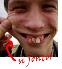 Pegawai sarjana beda dengan pegawai sms